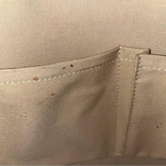 Louis Vuitton Monogram Vernis Reade MM Orange Tote — 100% Guaranteed Authentic - Picture 9 of 14